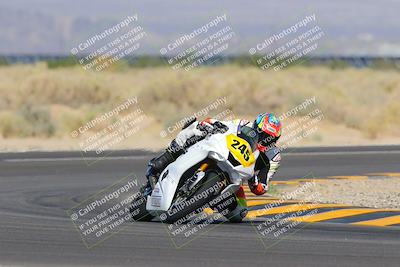 media/Sep-25-2022-CVMA (Sun) [[ee08ed6642]]/Race 6 Amateur Supersport Open/